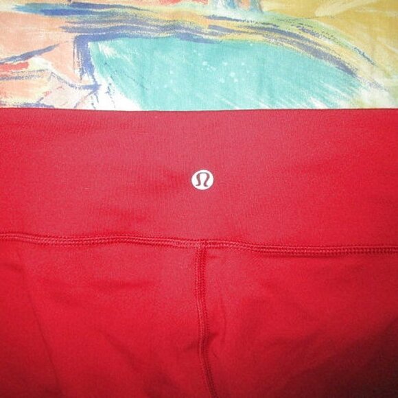 Lululemon ALIGN Soul Cycle Size 4 LEGGINGS Crop 21" Graphic SKULL Heart POCKET - Picture 9 of 10